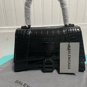 HOURGLASS SMALL HANDBAG CROCODILE EMBOSSED IN BLACK